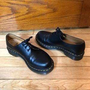 Size 7 unworn Dr Marten Oxfords